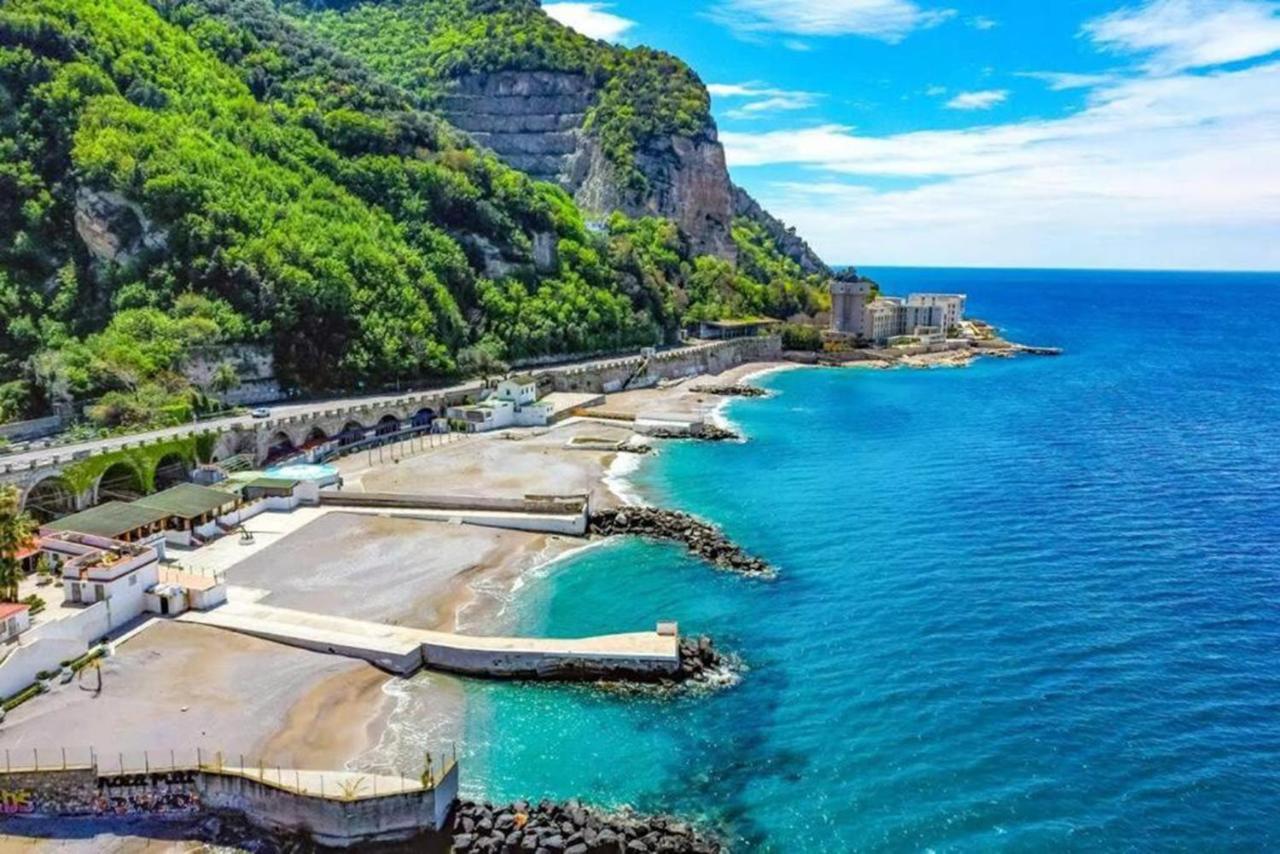 Il Rifugio Di Pozzano Apartment Castellammare di Stabia Luaran gambar